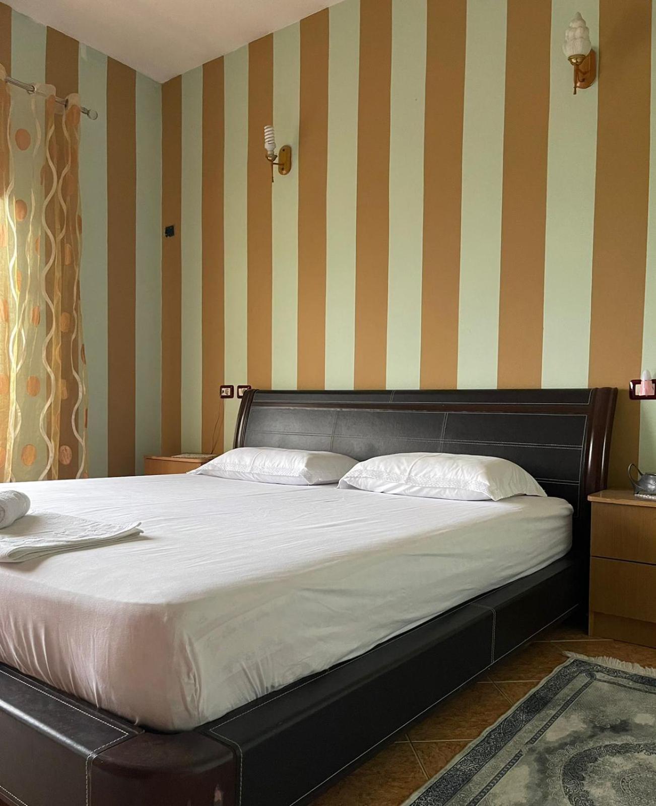 Guest House Lengo Gjirokastër Eksteriør billede
