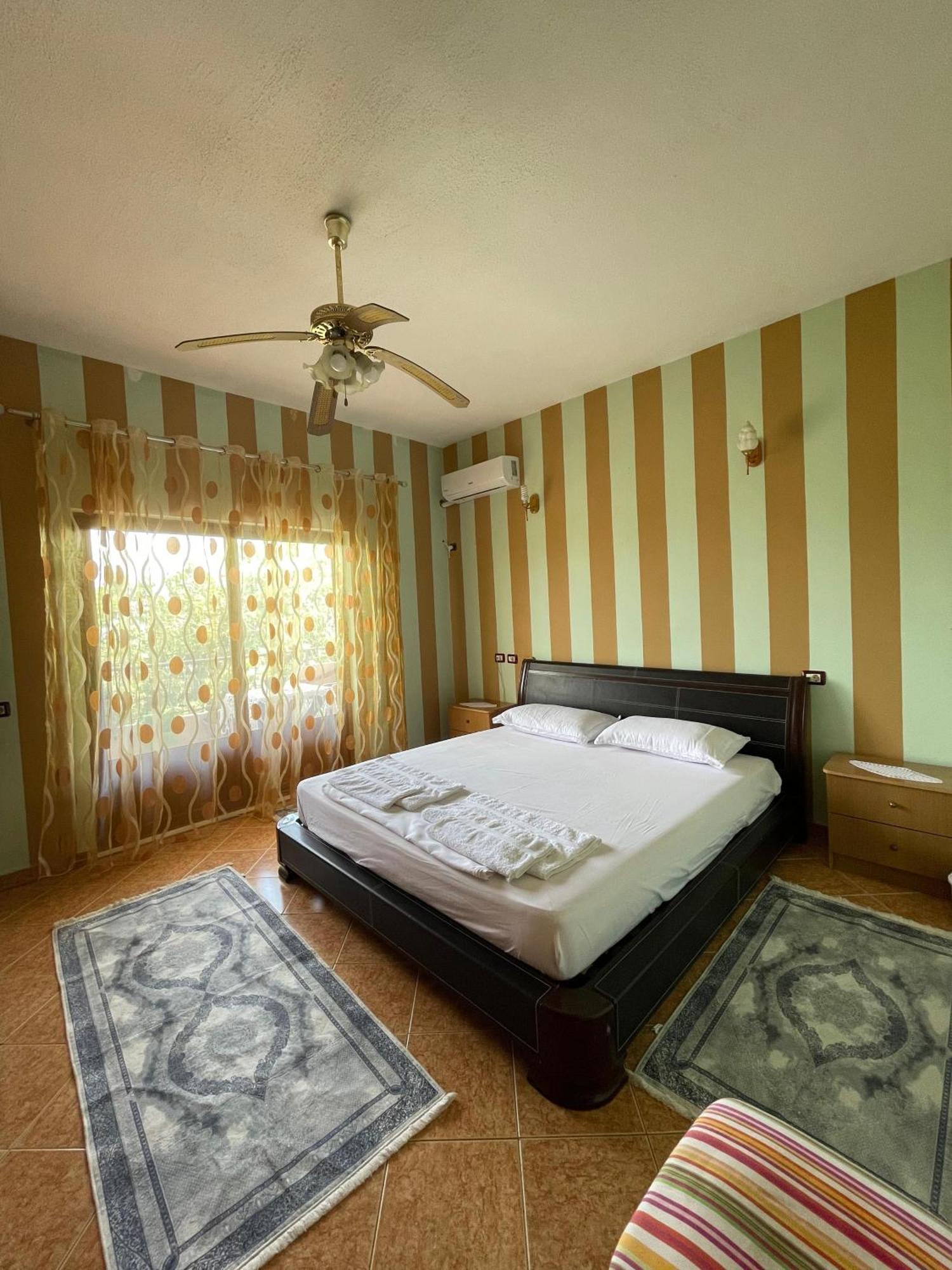 Guest House Lengo Gjirokastër Eksteriør billede