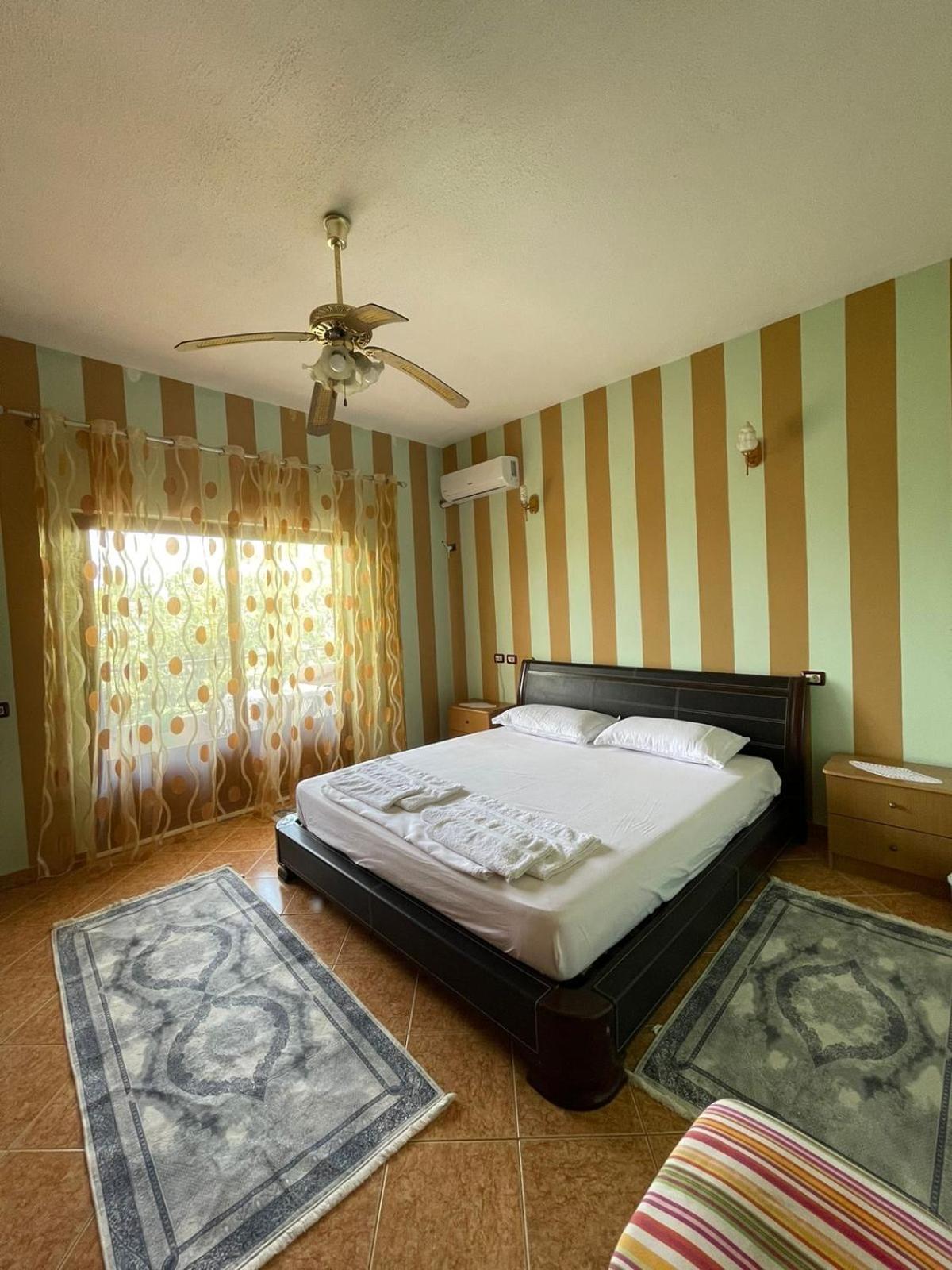 Guest House Lengo Gjirokastër Eksteriør billede